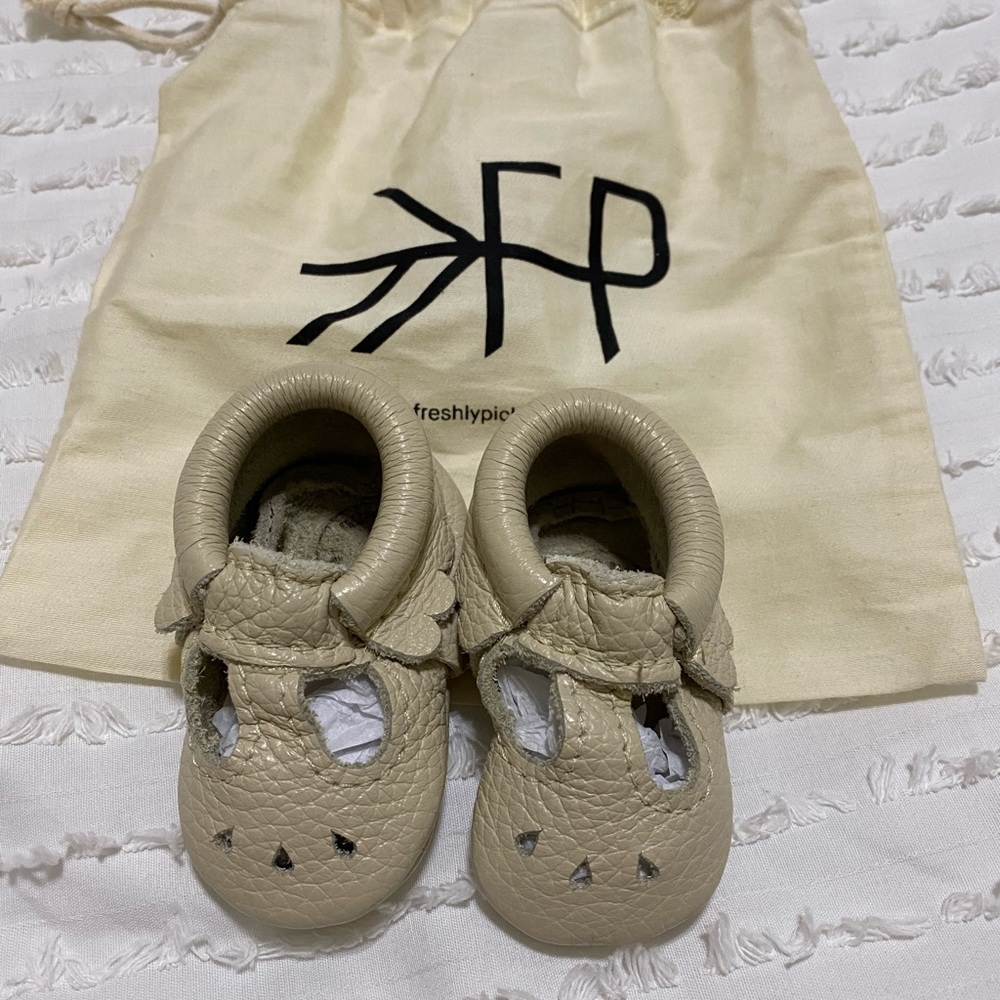 Freshly Picked size 0 birch May Jane moccs